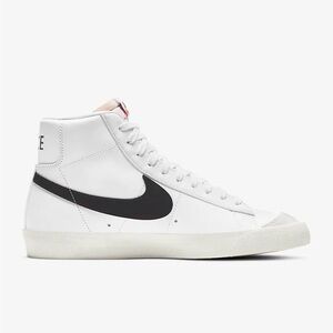 Nike White and Black High - Top Blazer Vintage  Sneakers